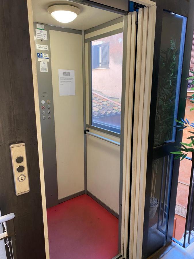 Aparthotel Campo De Fiori Relais Rom